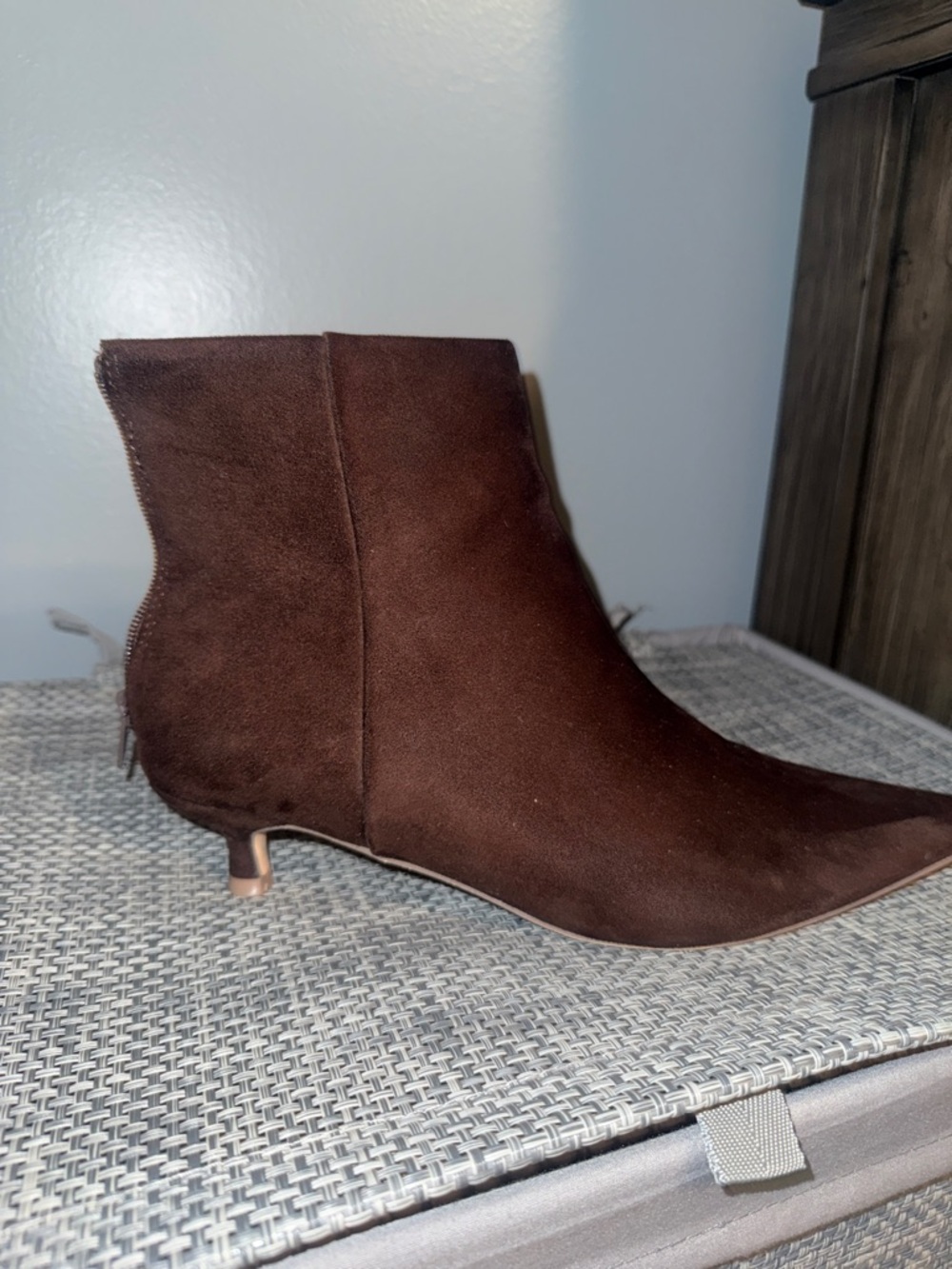 Cushionaire Women's Pointed Toe Brown Suede Ankle Boots